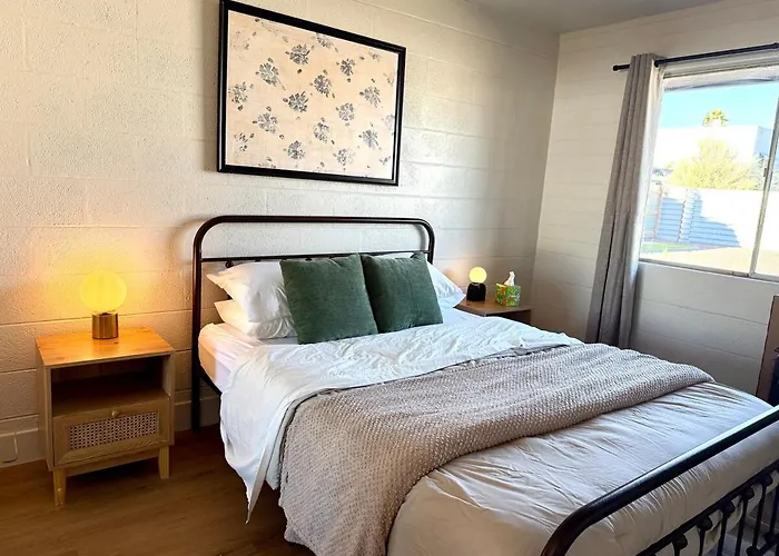 #6 Modern Cozy Midtown Casita Budget Friendly Phoenix